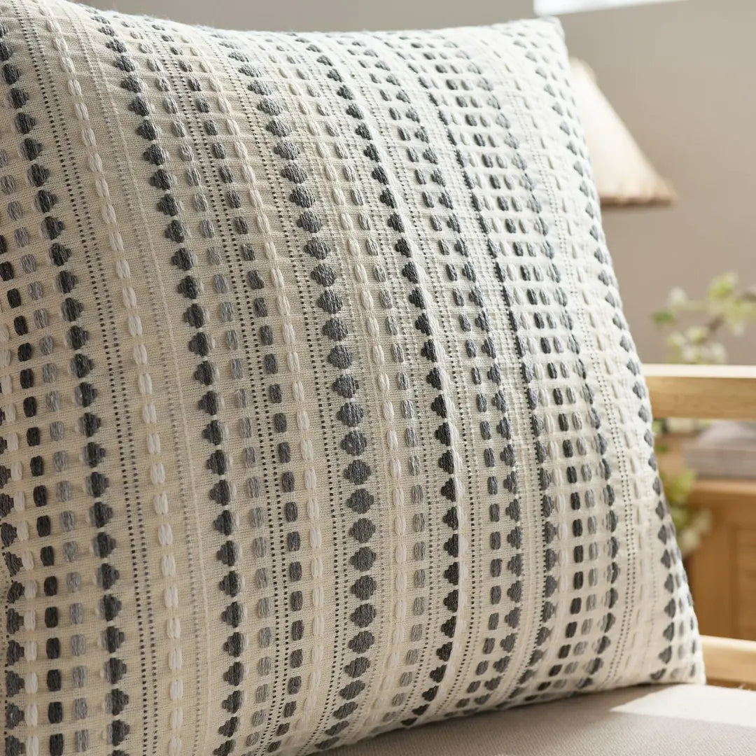 A&L °05 Modern Cushion Covers – Geometric Embroidered Cushion