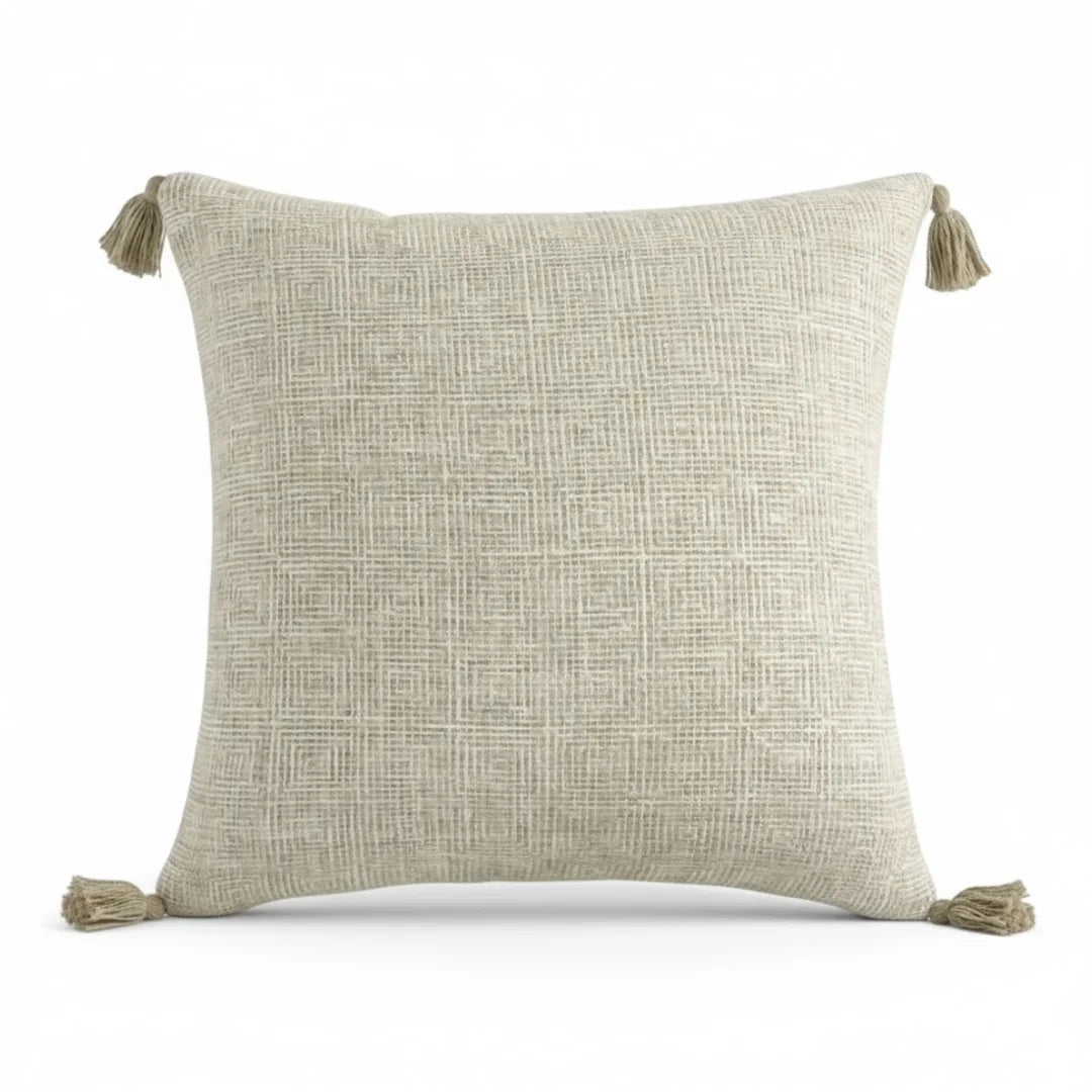 A&L °130 Woven Tassel Cushion Cover - Boho Throw Cushion for Sofa