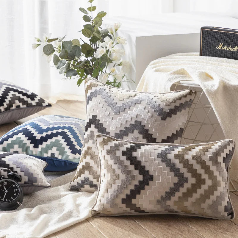A&L °43 Velvet Cushion Cover – Zigzag Decorative Throw Pillow for Sofa