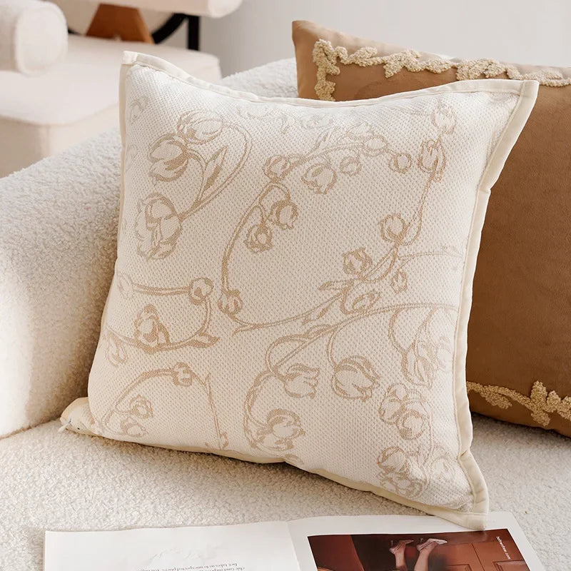 A&L °11 Floral Cushion Cover – Decorative Soft-Touch Patterned Design