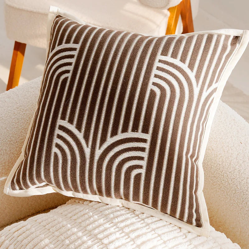 A&L °24 Decorative Cushion Cover – Modern Textured Linework Design